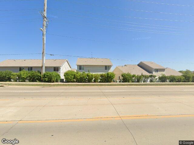 1472 tower lane #5, cedar rapids,  IA 52402