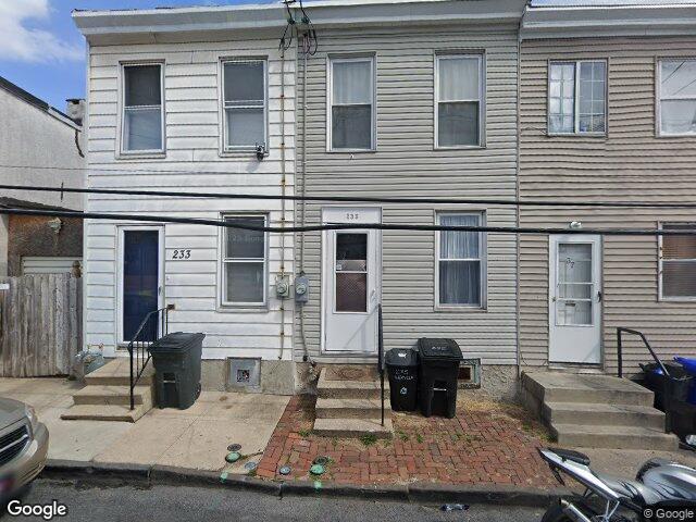 235 maple st, reading,  PA 19602