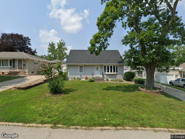 350 hilltop rd, marion,  IA 52302