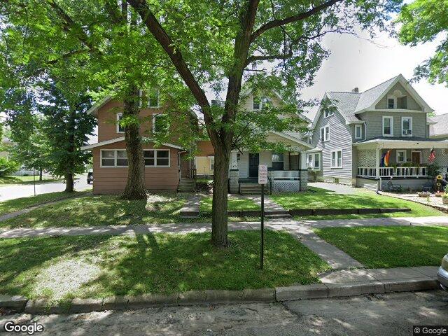 1431 5th ave se, cedar rapids,  IA 52403