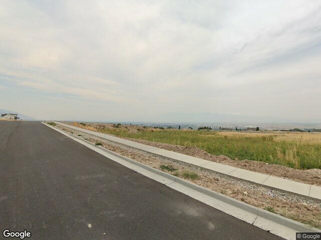 125 n 900 e # 17, hyde park,  UT 84318