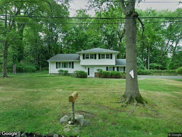 501 terhune ter, wyckoff,  NJ 07481