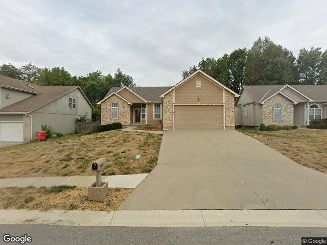 1513 ne craigievar dr, blue springs,  MO 64014