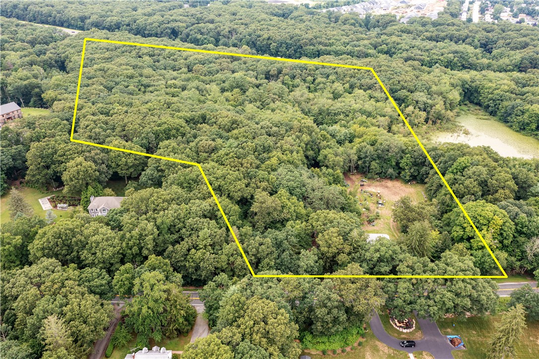 2329 division rd, east greenwich,  RI 02818