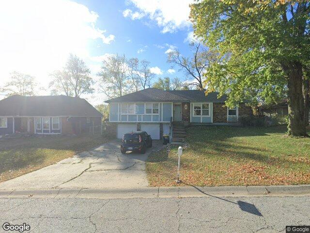 841 nw 69th pl, kansas city,  MO 64118