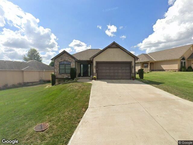 5121 sw marguerite, blue springs,  MO 64015