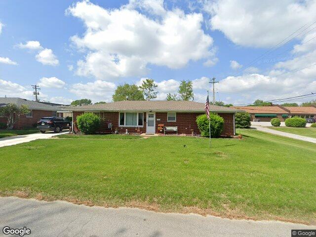 13 blackburn dr, belleville,  IL 62226