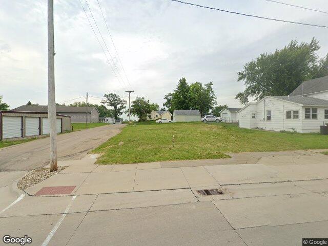 301 1st ave, springville,  IA 52336