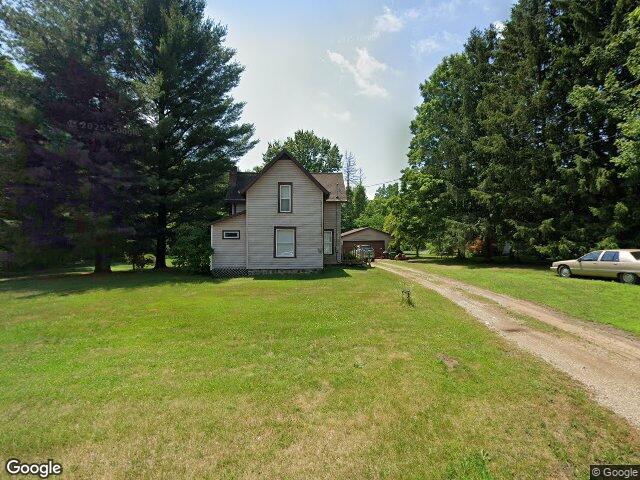 509 riverview, lawrence,  MI 49064