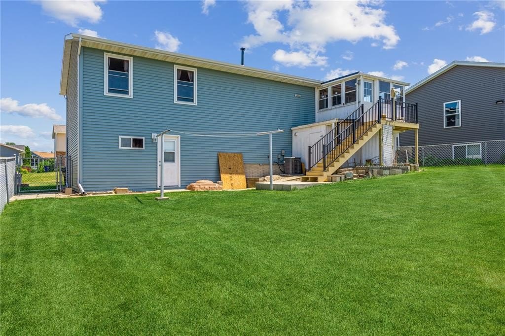 3612 king dr sw, cedar rapids,  IA 52404