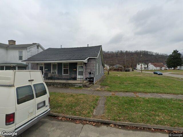 1125 s 8th st, ironton,  OH 45638