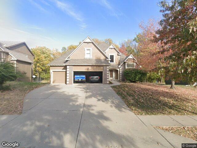 9031 n manning ave, kansas city,  MO 64157