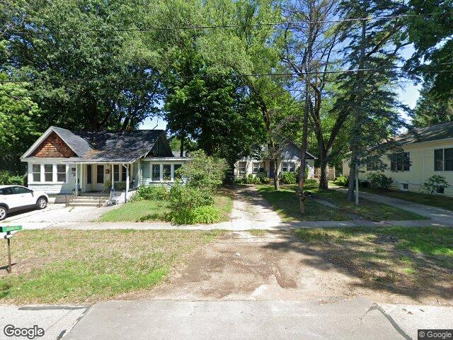 225 brockway ave, south haven,  MI 49090