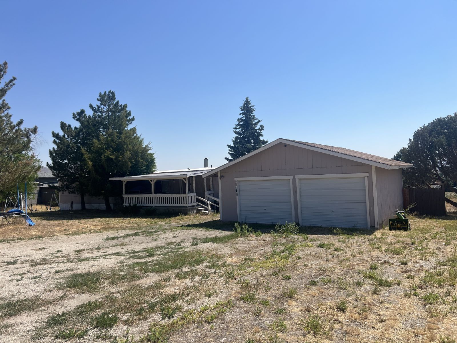 694 spring valley parkway parkway, spring creek,  NV 89815