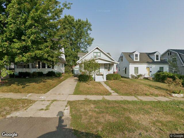 2334 d ave ne, cedar rapids,  IA 52402