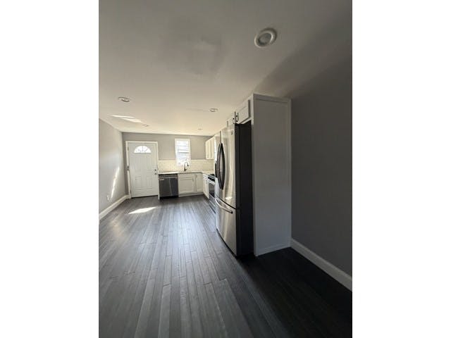 1607 race st, baltimore,  MD 21230