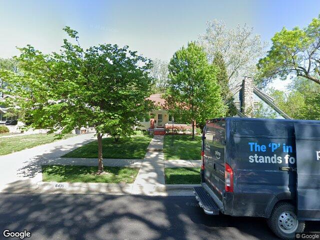 6439 walnut st, kansas city,  MO 64113