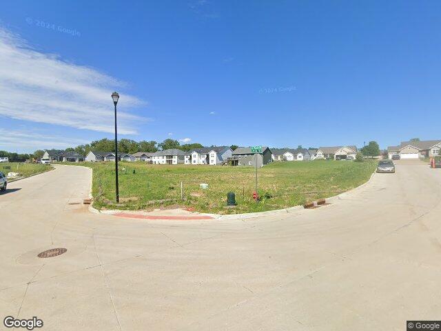422 16th pl sw, mount vernon,  IA 52314