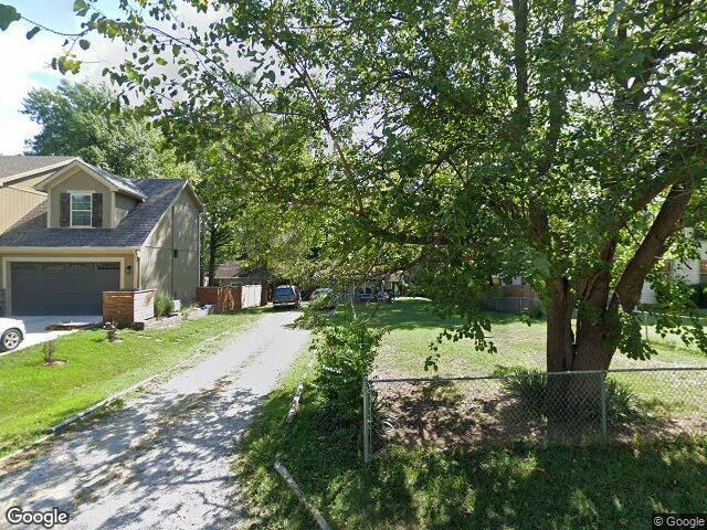 5539 maple st, mission,  KS 66202