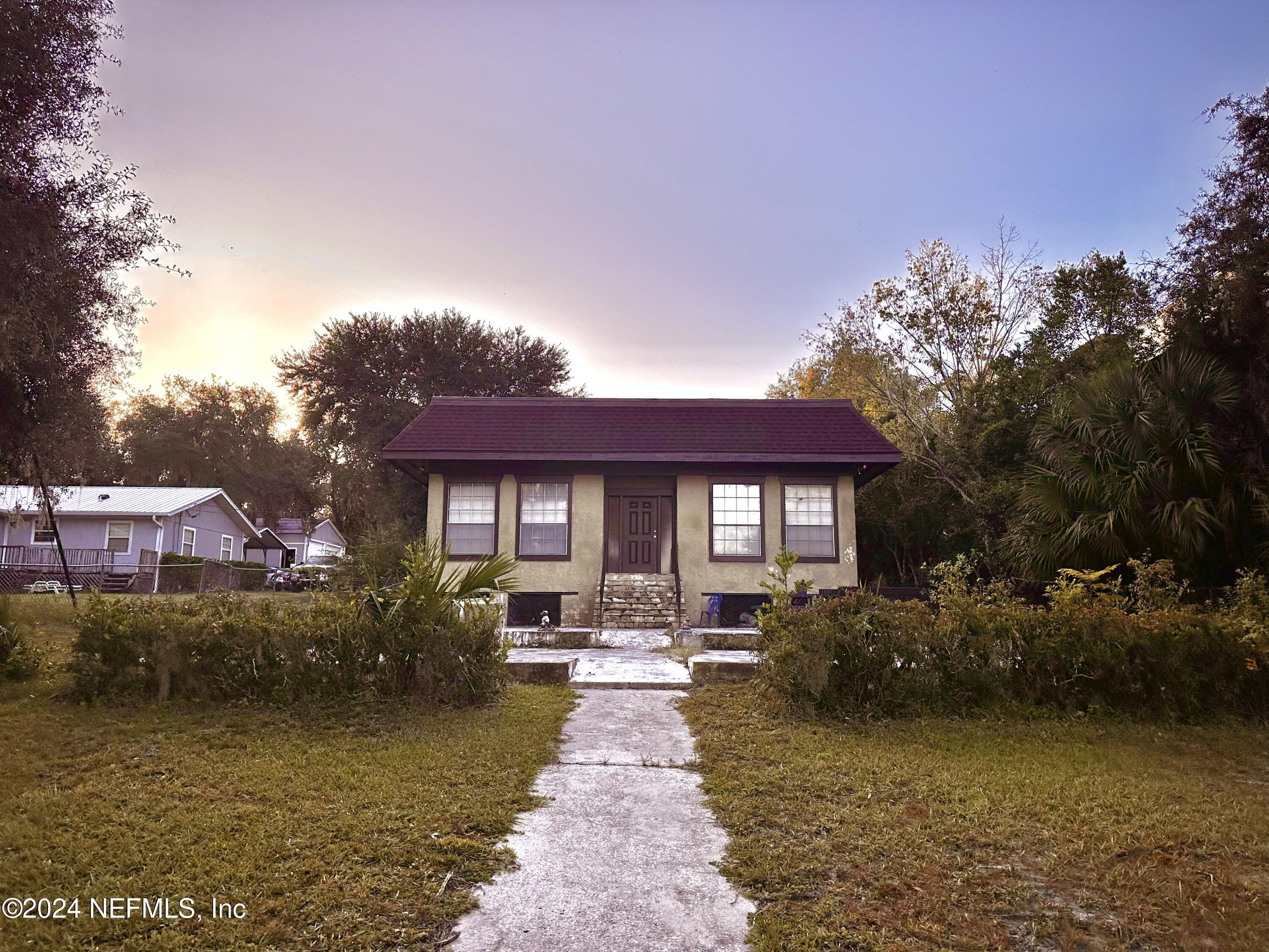5609 county road 352, keystone heights,  FL 32656