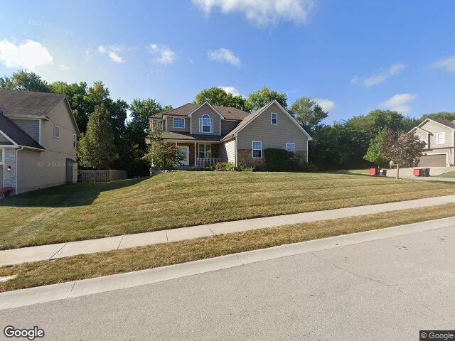 2213 sw chase dr, lees summit,  MO 64082