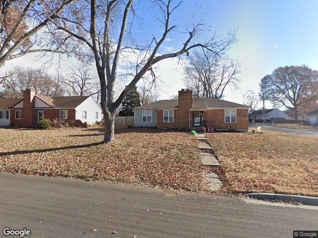 5003 ne tarkio st, kansas city,  MO 64118