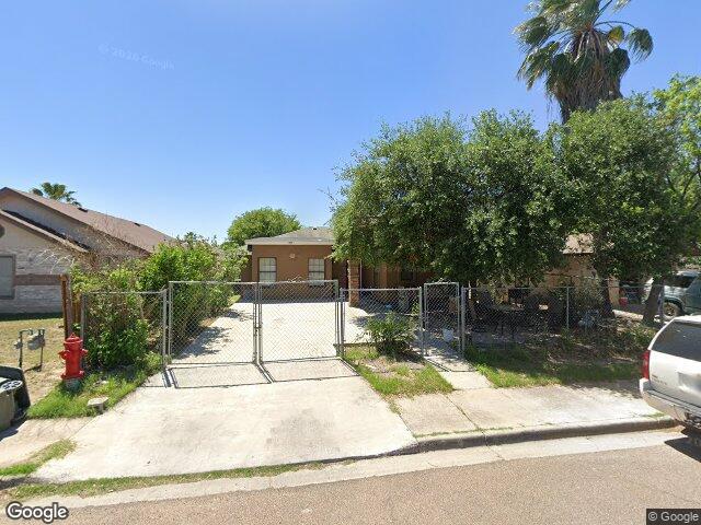 137 pamplona loop, laredo,  TX 78046