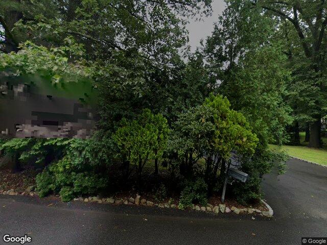 582 eder ave, wyckoff,  NJ 07481