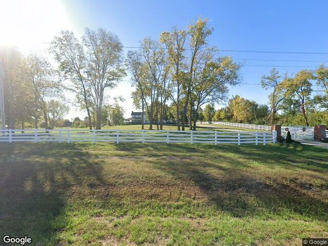 9207 state route 92 highway, liberty,  MO 64068