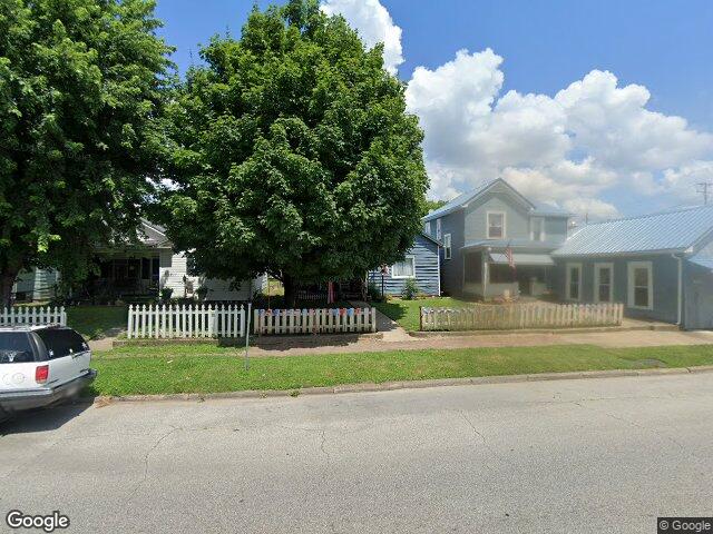 1913 s 3rd st, ironton,  OH 45638