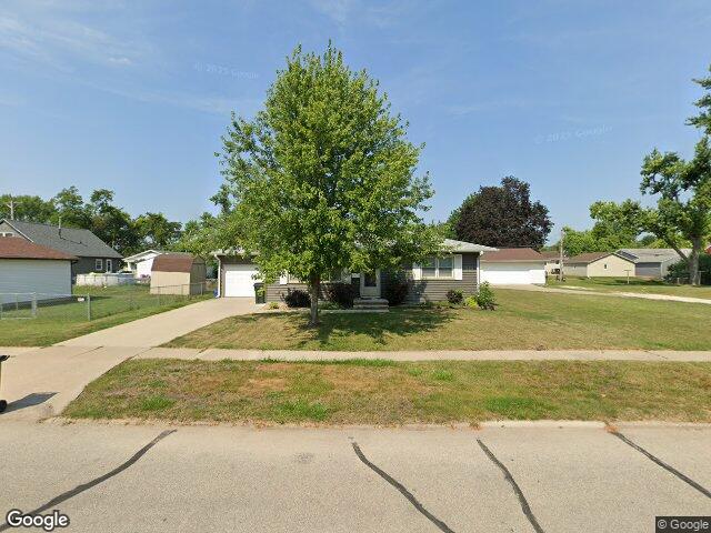 616 24th st nw, cedar rapids,  IA 52405