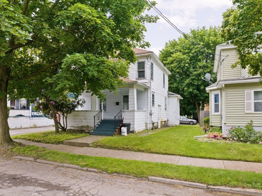 40 jackson ave, endicott,  NY 13760