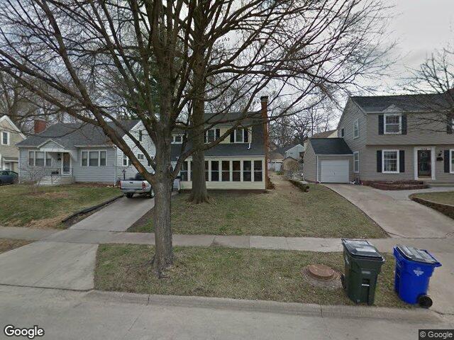 1440 wildwood dr ne, cedar rapids,  IA 52402