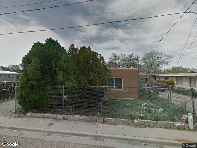 720 camino santa ana, santa fe,  NM 87501