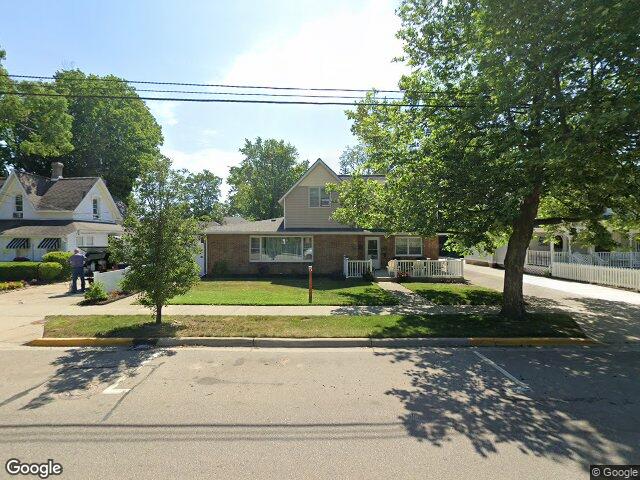 270 n shore dr, south haven,  MI 49090