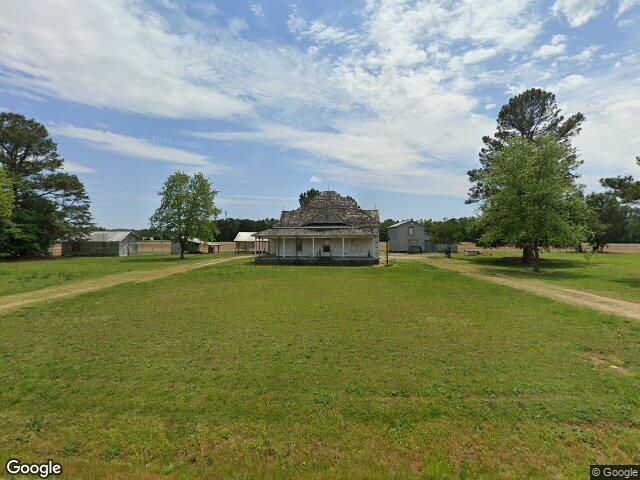 754 five points rd, benson,  NC 27504