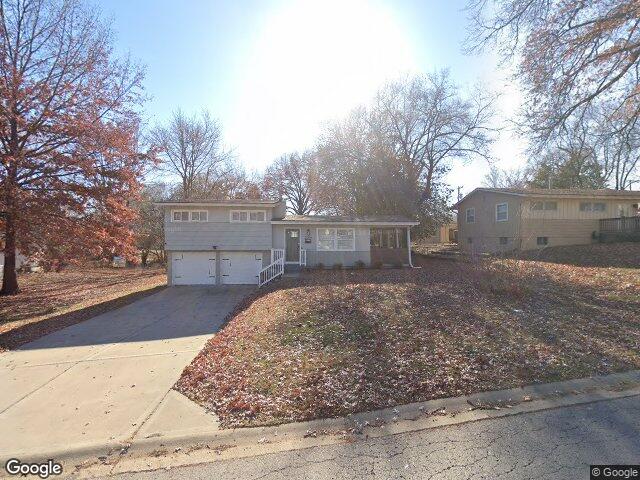 2209 ne 60th ter, kansas city,  MO 64118