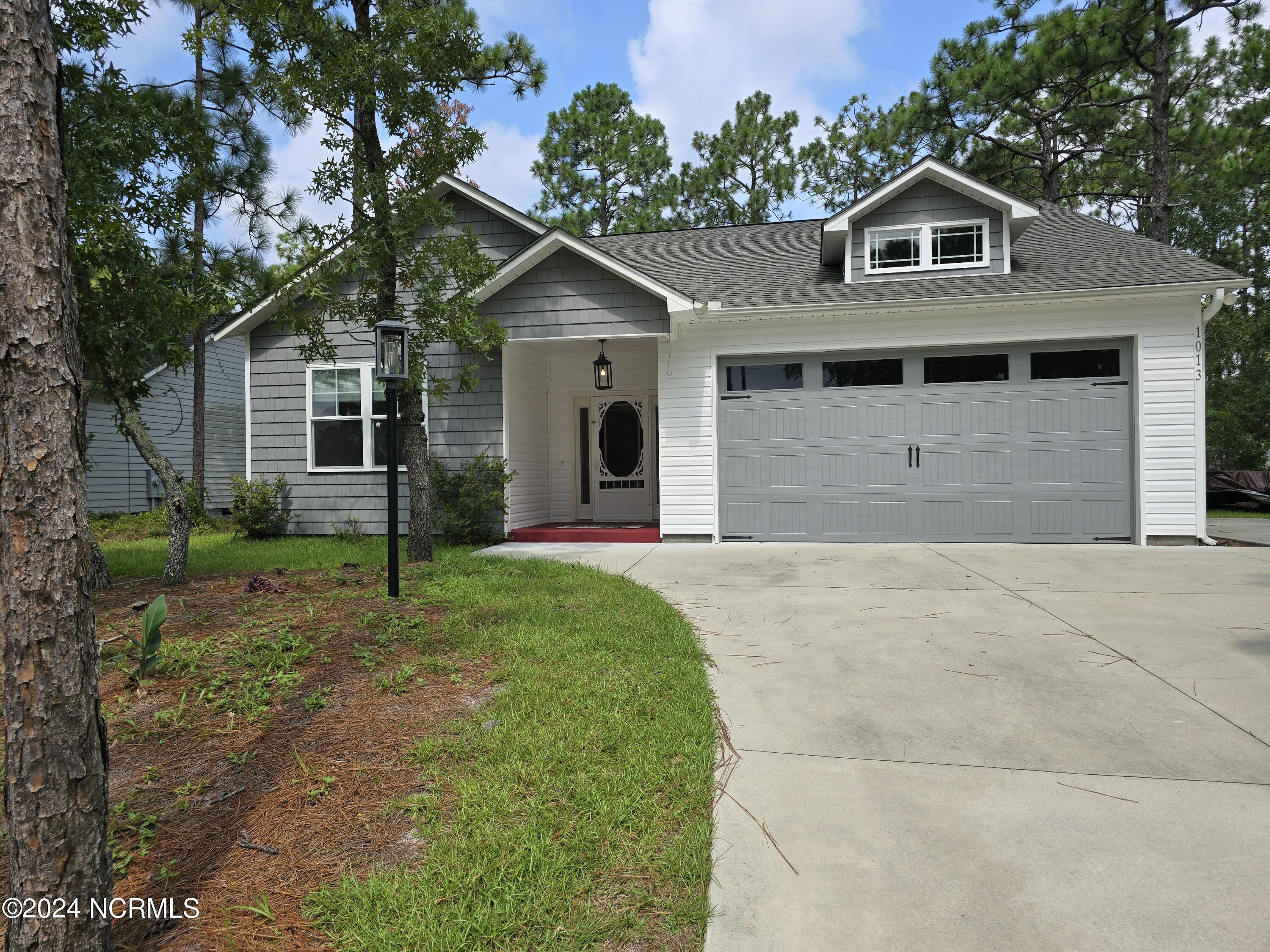 1013 e boiling spring rd, southport,  NC 28461