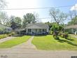 513 n east st, abbeville,  LA 70510