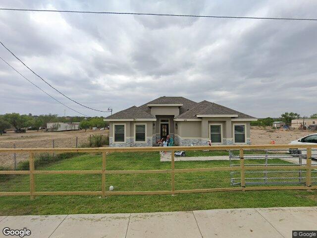 3853 white tail dr, eagle pass,  TX 78852