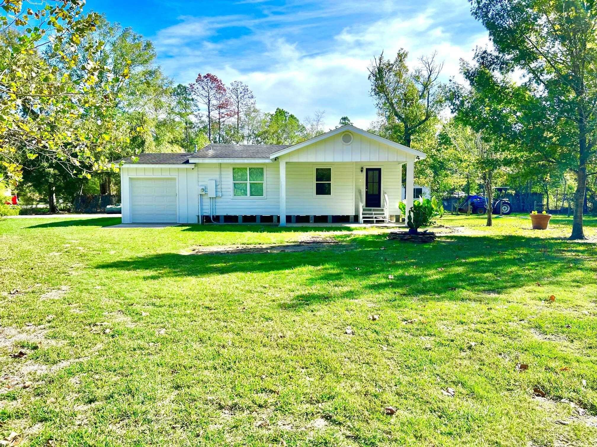 4066 little cypress dr, orange,  TX 77632