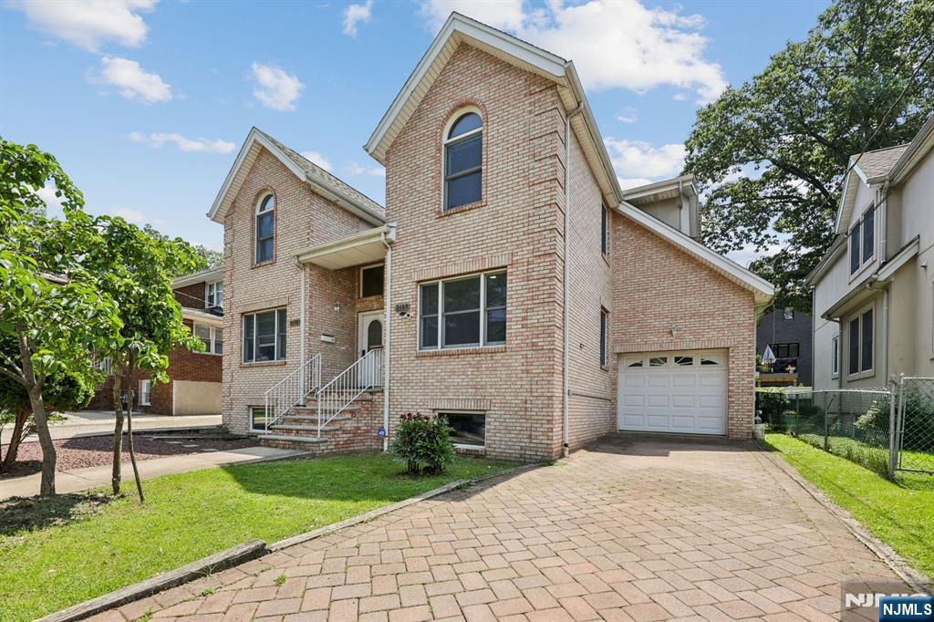 2180 south st, fort lee,  NJ 07024
