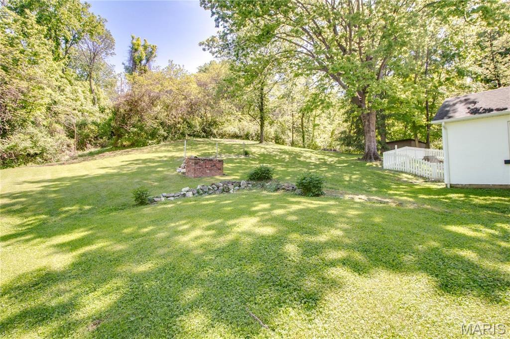 931 sugarloaf hill rd, dupo,  IL 62239