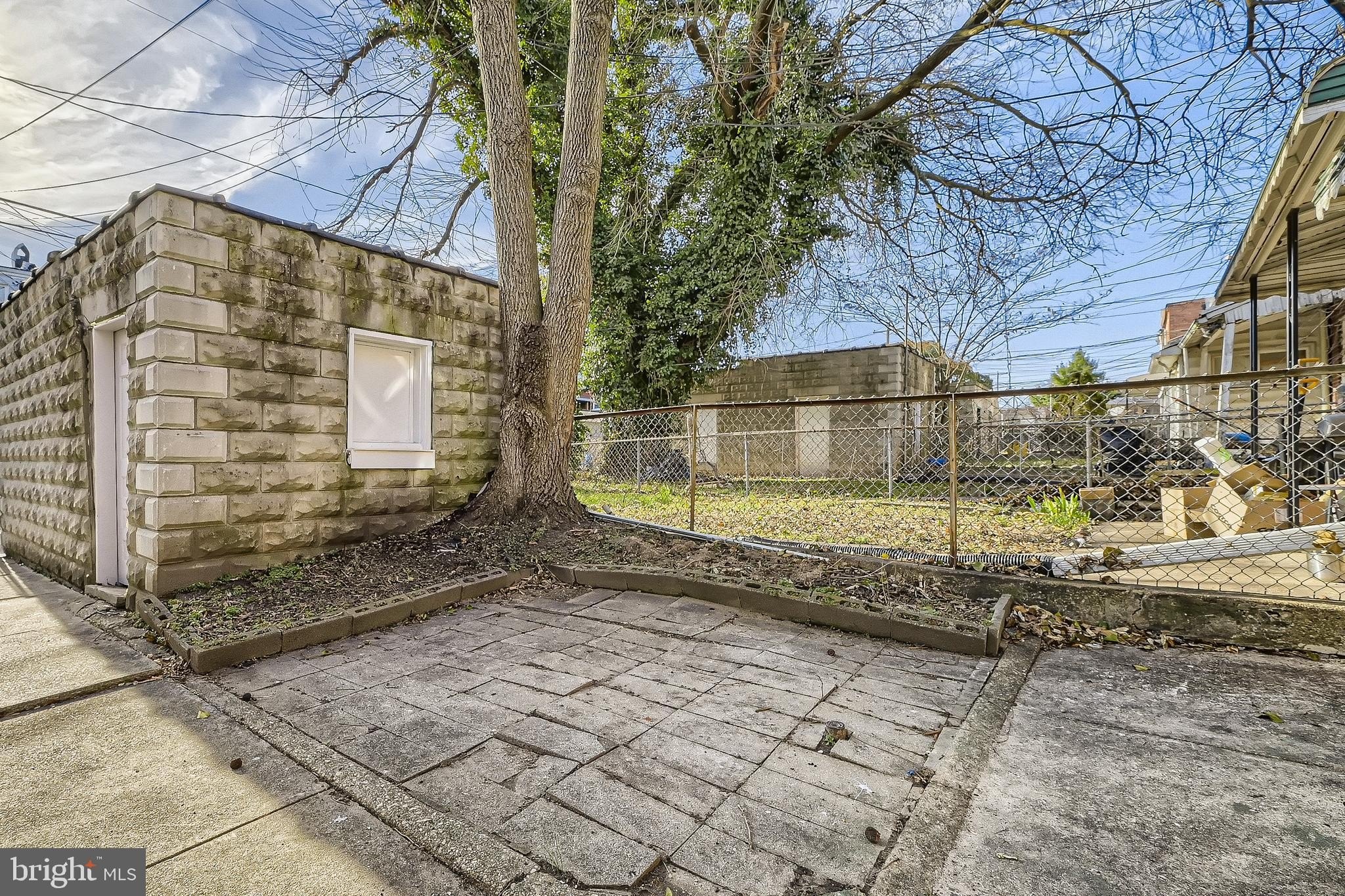 2753 chesterfield ave, baltimore,  MD 21213