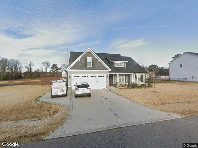 241 n nolan park dr, selma,  NC 27576