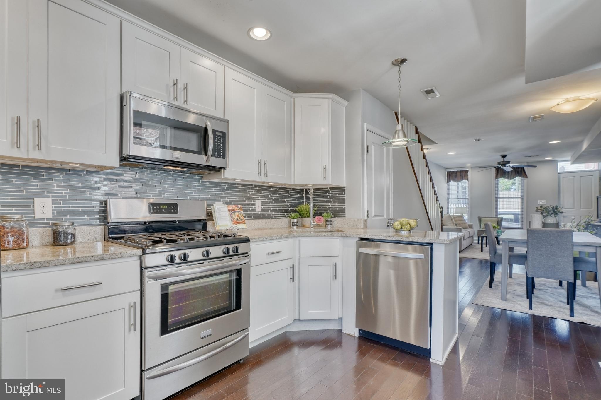 1427 henry st, baltimore,  MD 21230