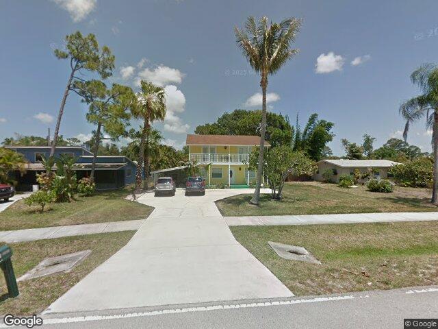 3083 sw berry ave, palm city,  FL 34990
