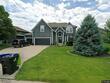 5911 theden st, shawnee,  KS 66218