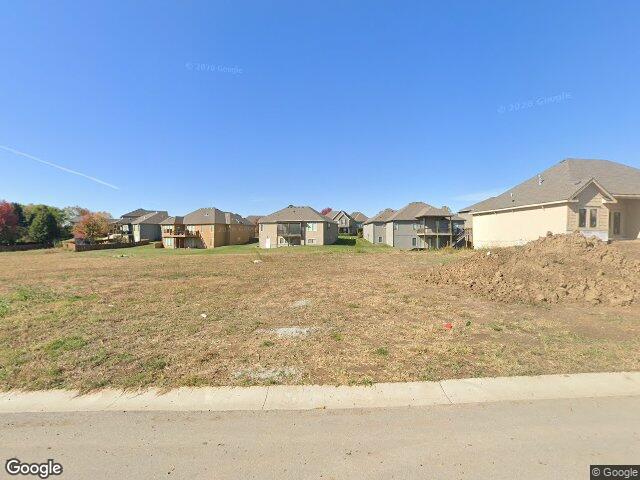 8912 n monroe ave, kansas city,  MO 64156
