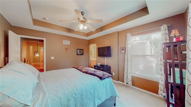 3211 sw shadow brook dr, blue springs,  MO 64015